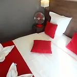 Hotel la Perle Montparnasse