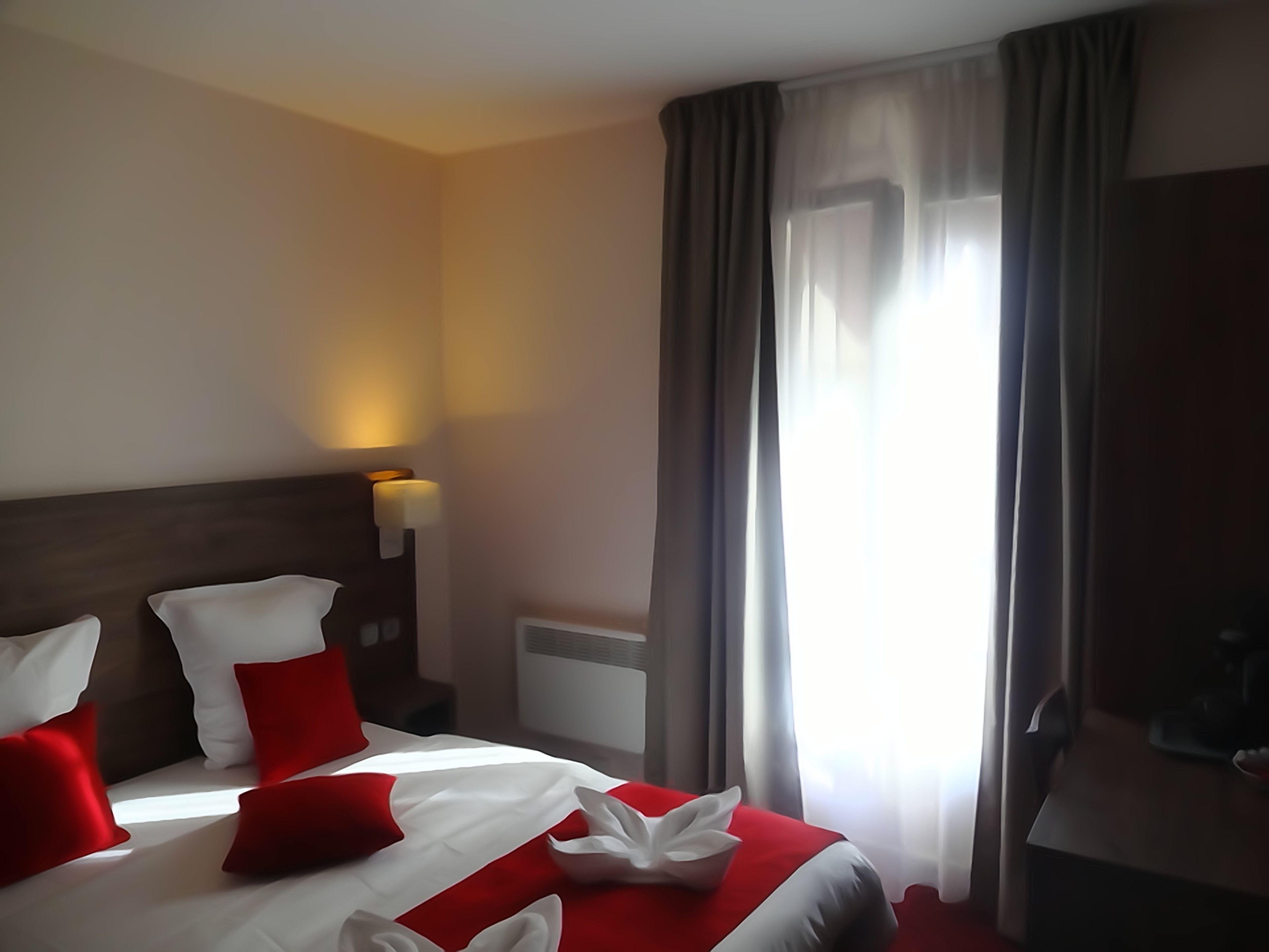 Hotel La Perle Montparnasse 2*