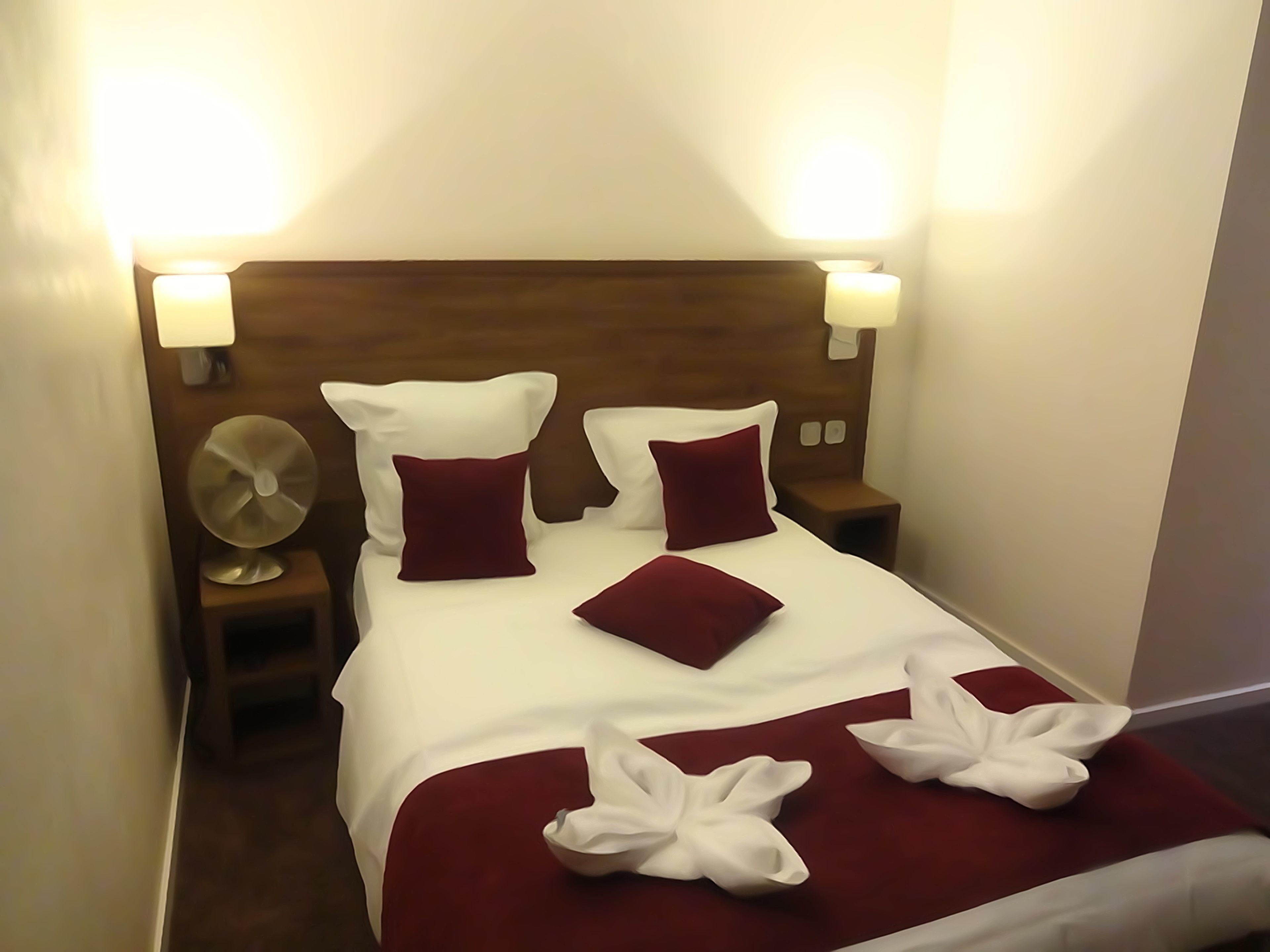 Hotel La Perle Montparnasse 2*