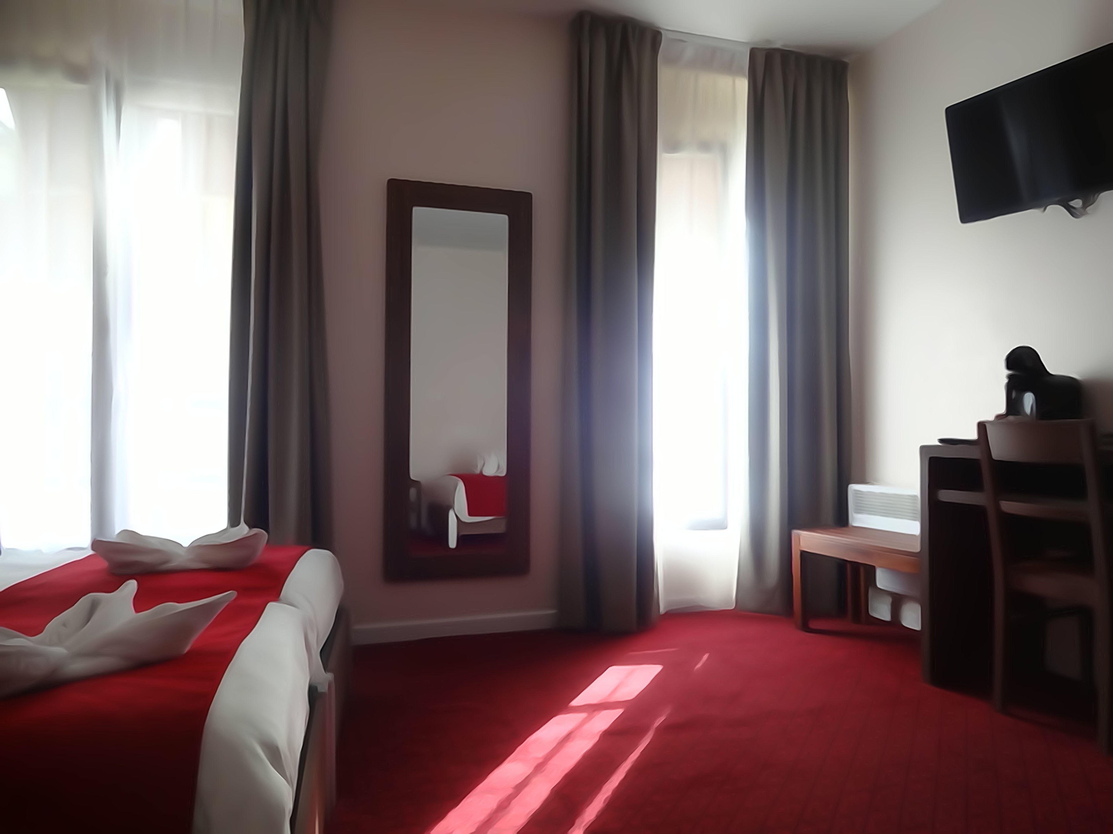La Perle Montparnasse Hotel 2*