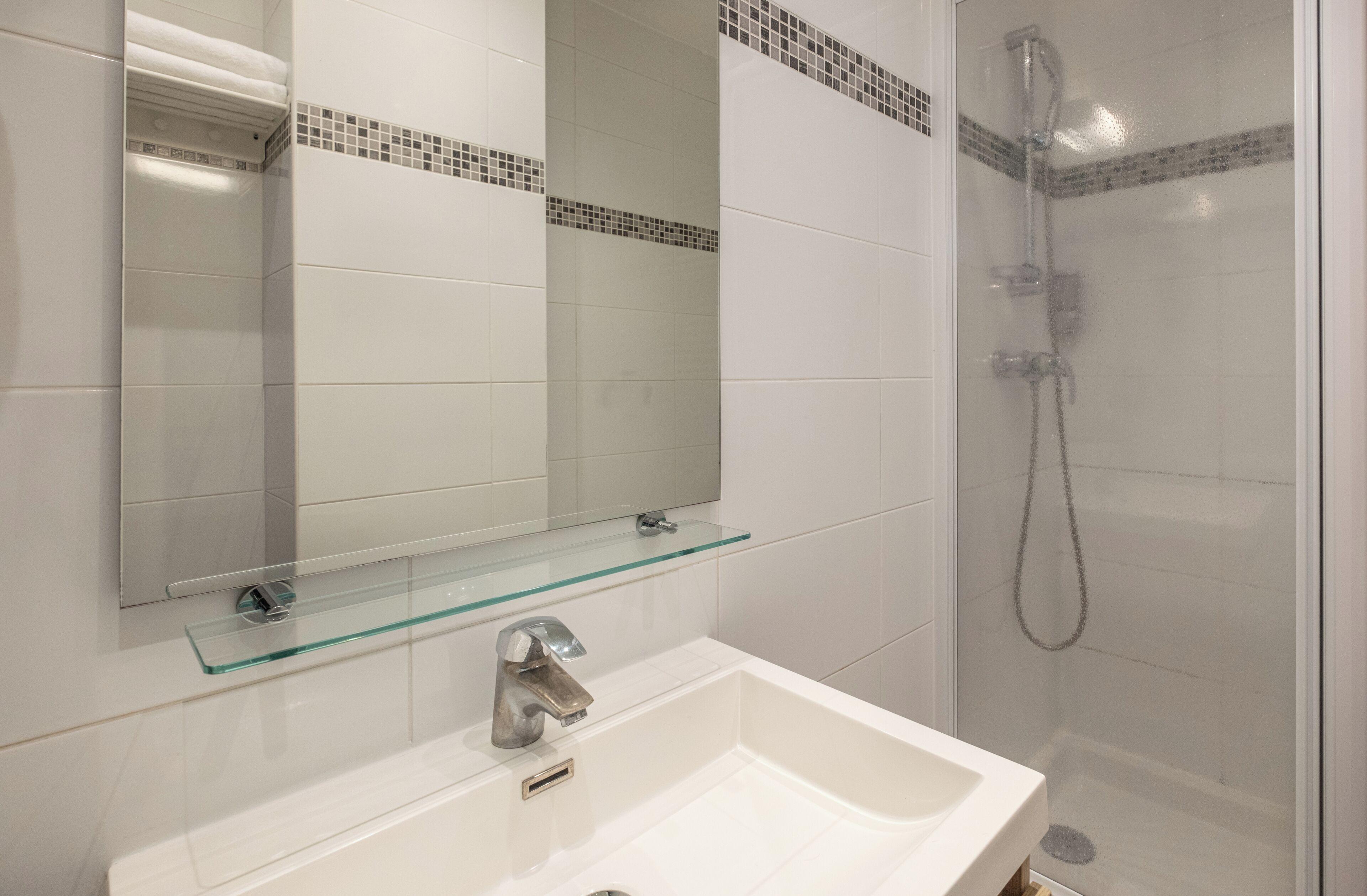 La Perle Montparnasse Hotel 2*