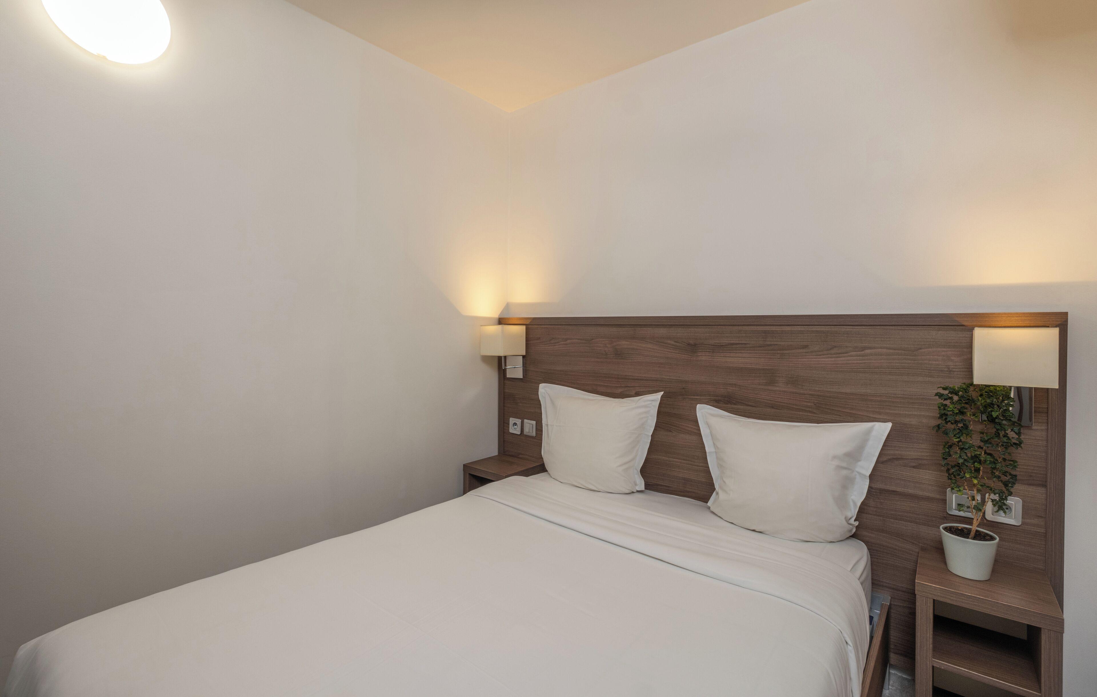 La Perle Montparnasse Hotel